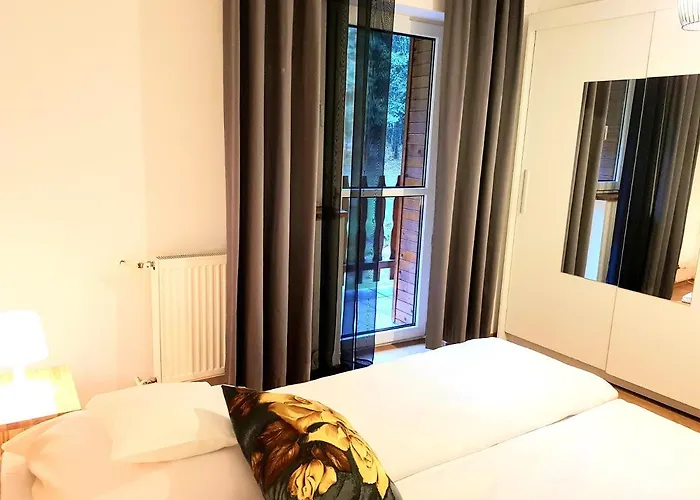 Goralka Apartment